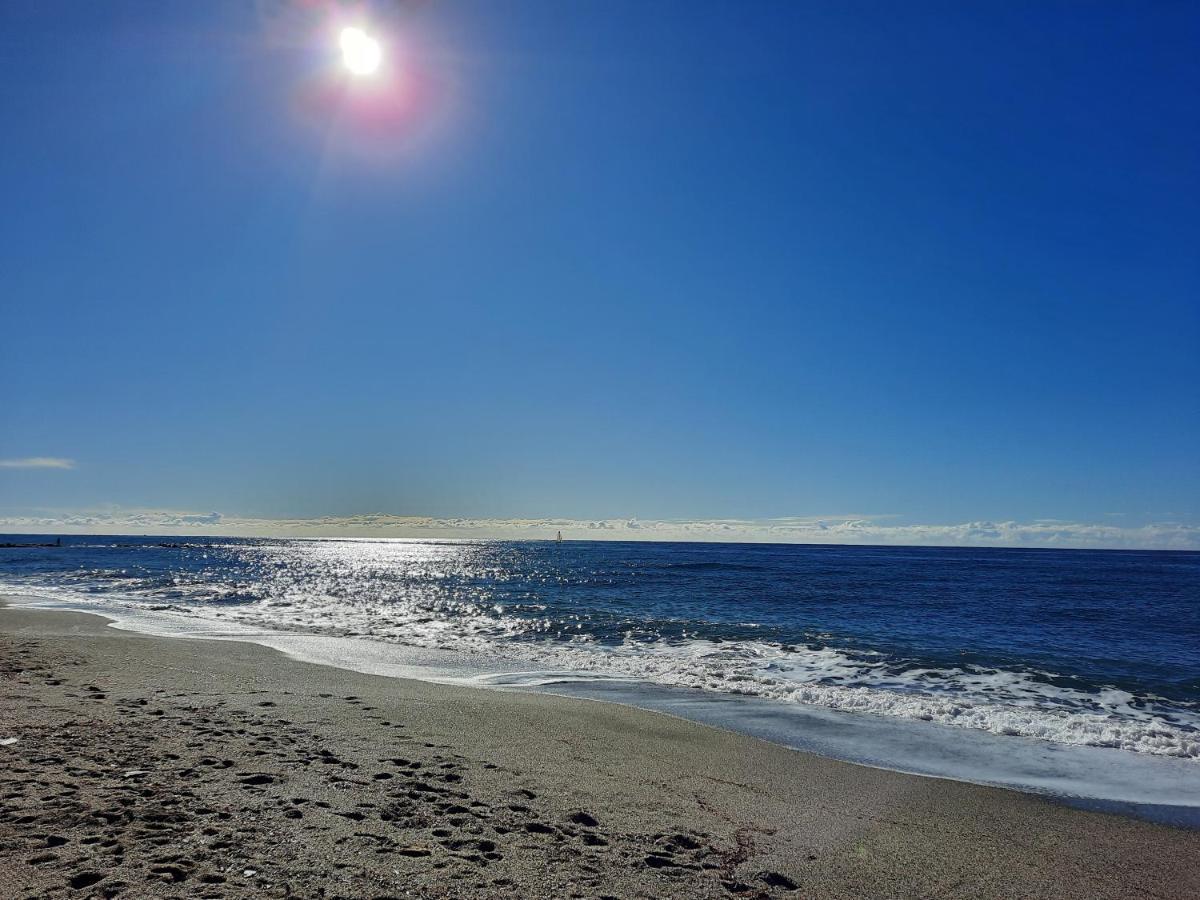 Apartamento Costa De Almeria Capri A 1 Min De La Playa Luaran gambar